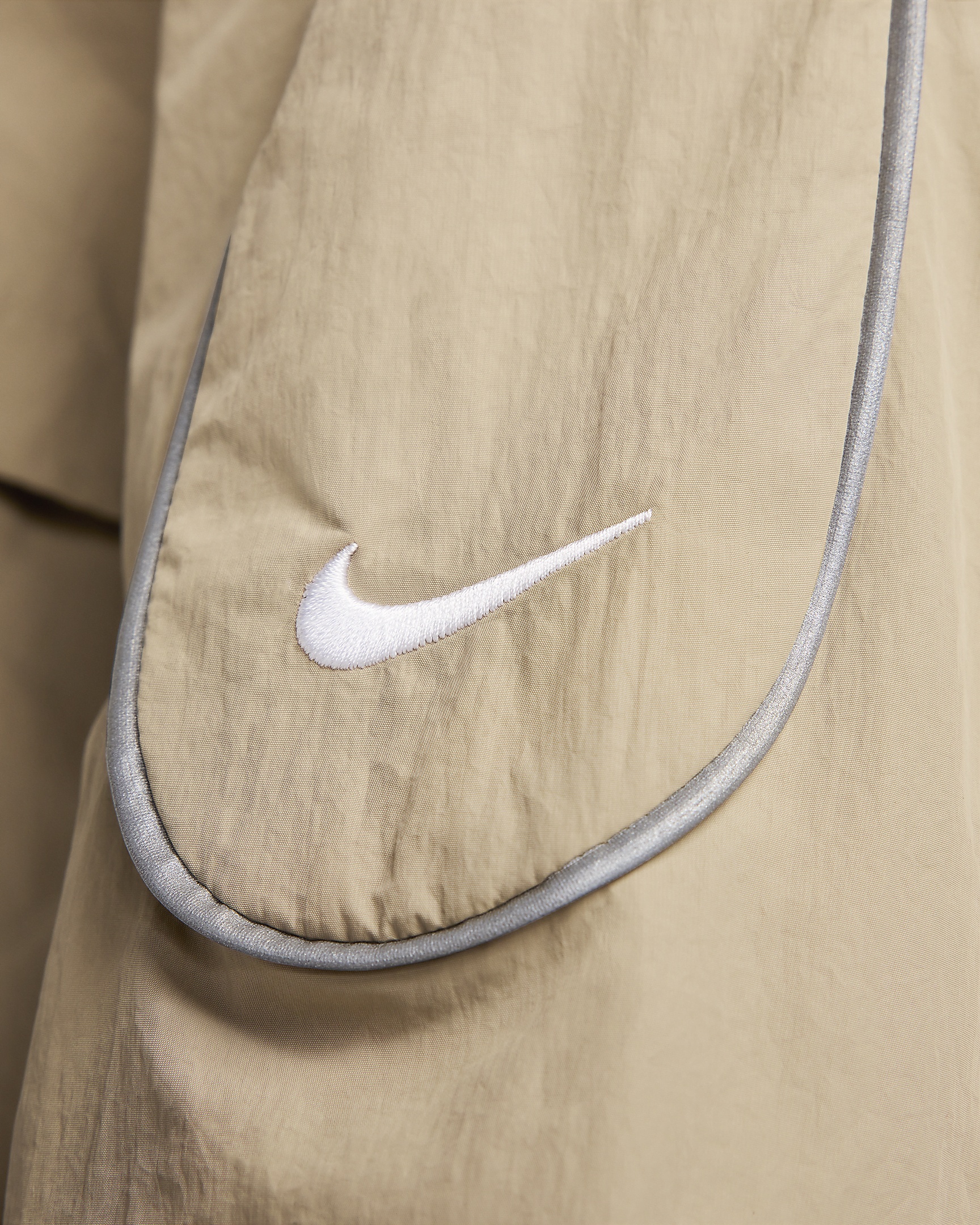 Nike Sportswear Solo Swoosh Men's Woven Track Jacket - 6