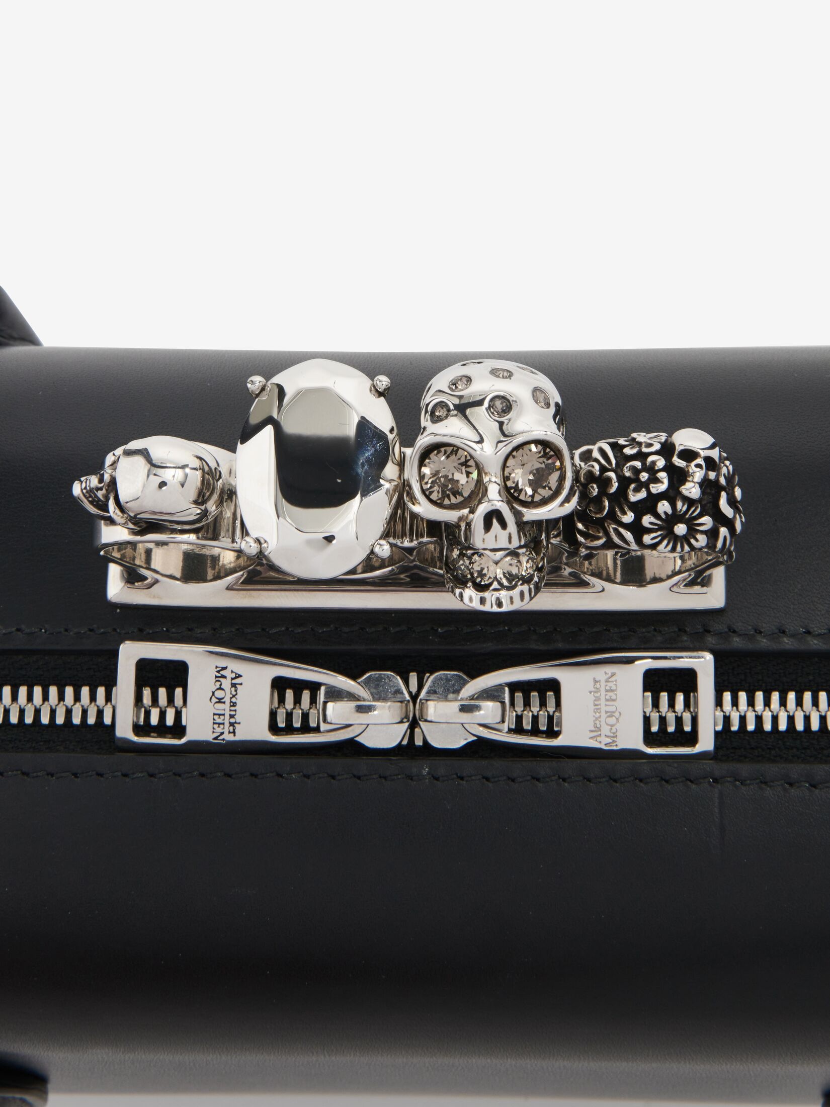 Women's The Reverse Clutch in Black - 5