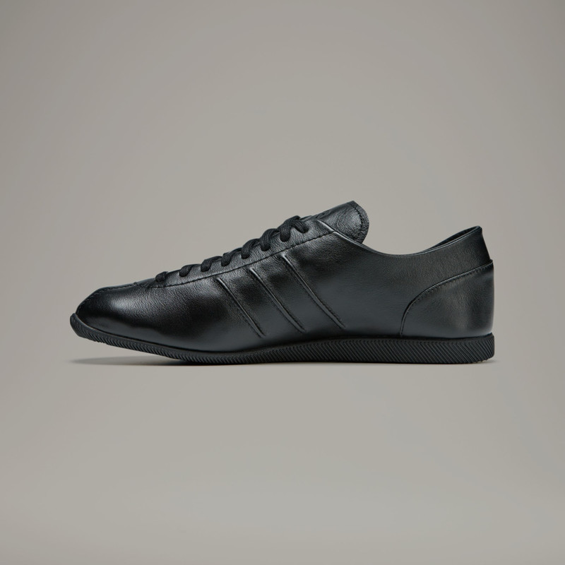 Y-3 Y-3 Japan outlook