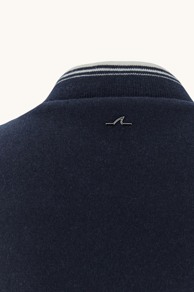BOMBER IN CASHMERE 7