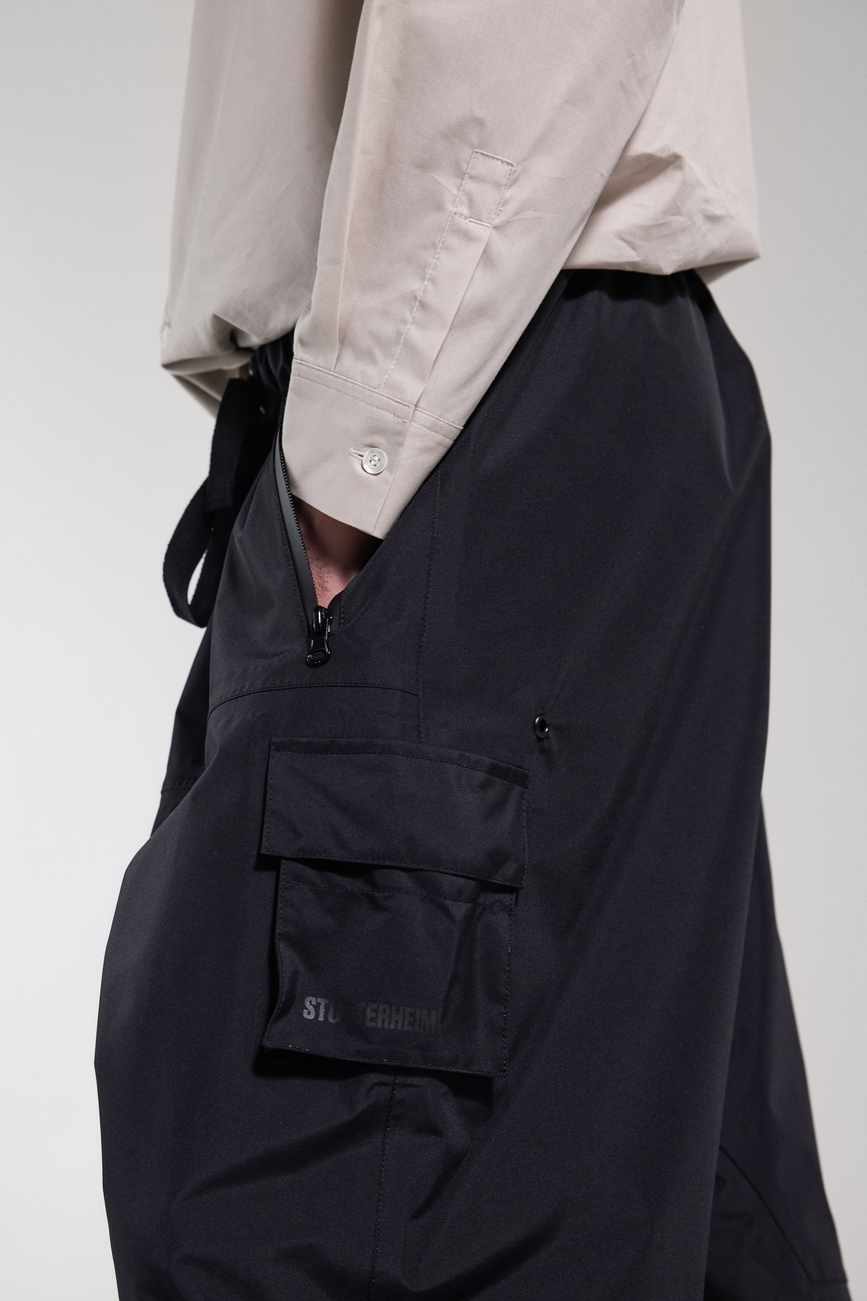 Kvala Lightweight Trousers Black - 4