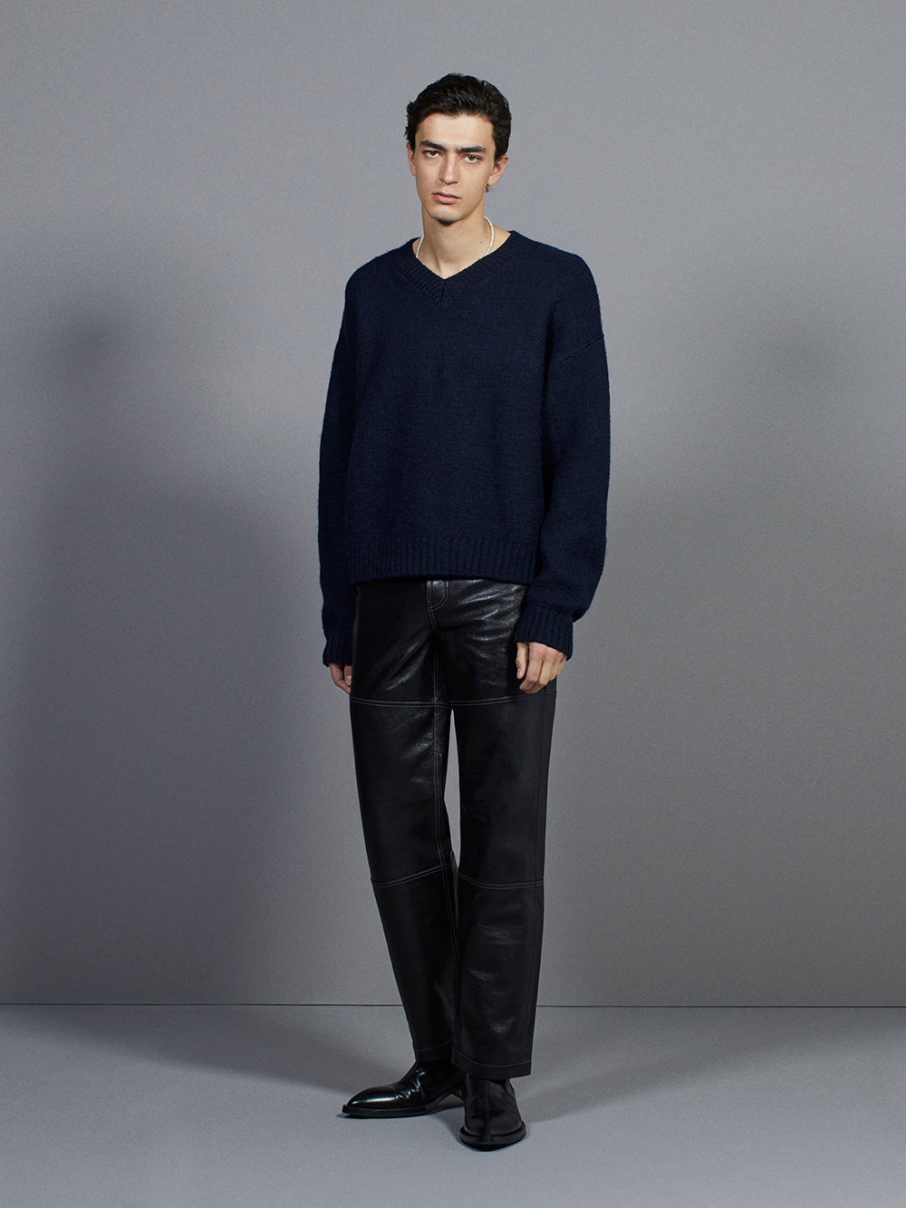 Chunky V-Neck Sweater in Navy - 2