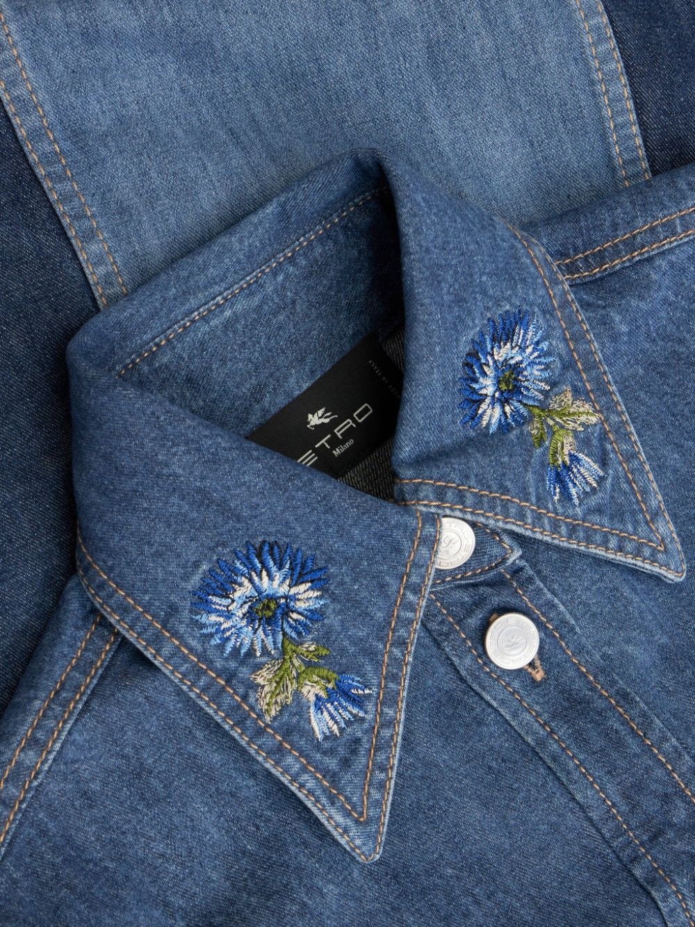 floral-embroidered denim shirt - 5