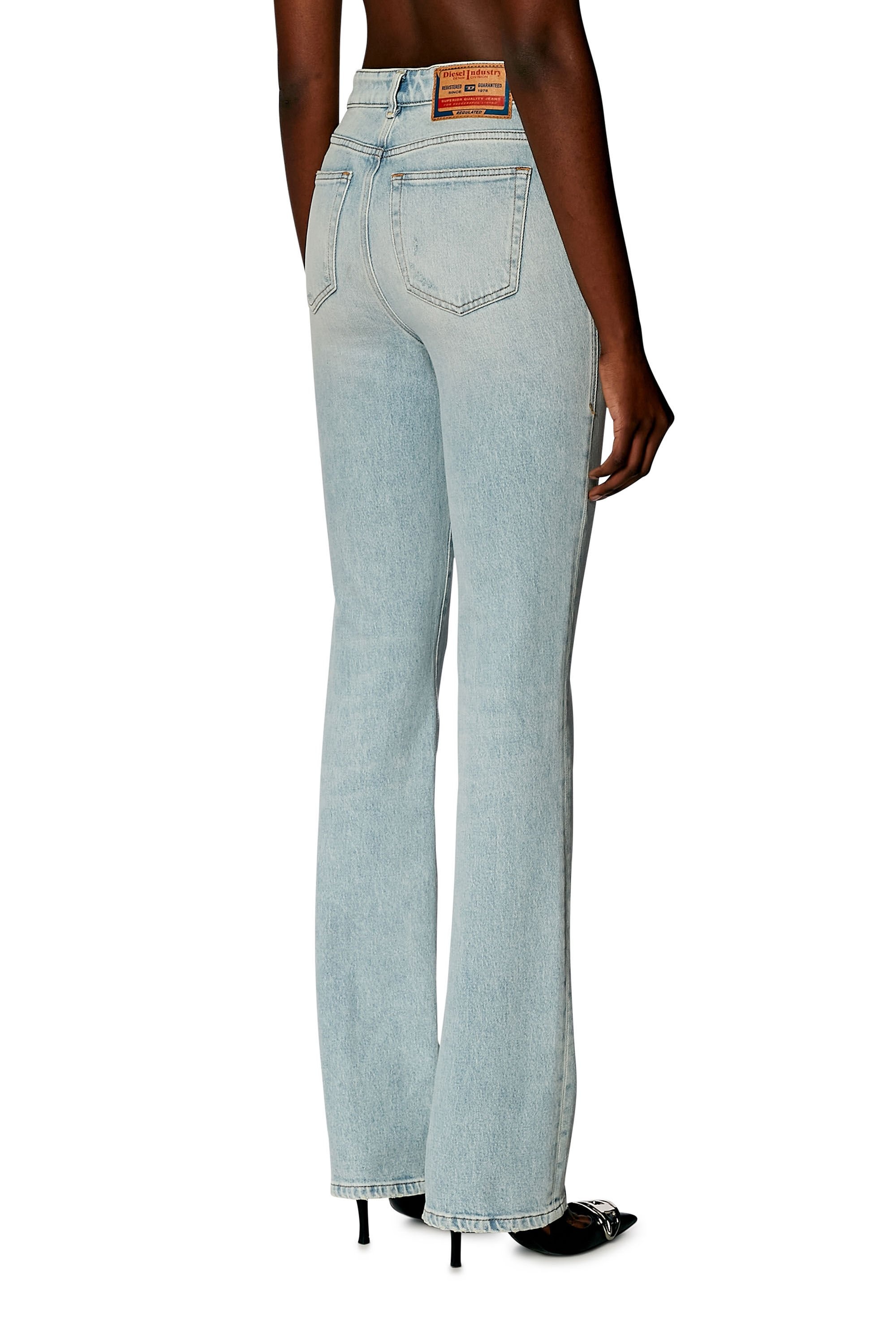 BOOTCUT AND FLARE JEANS 2003 D-ESCRIPTION 09H41 - 3