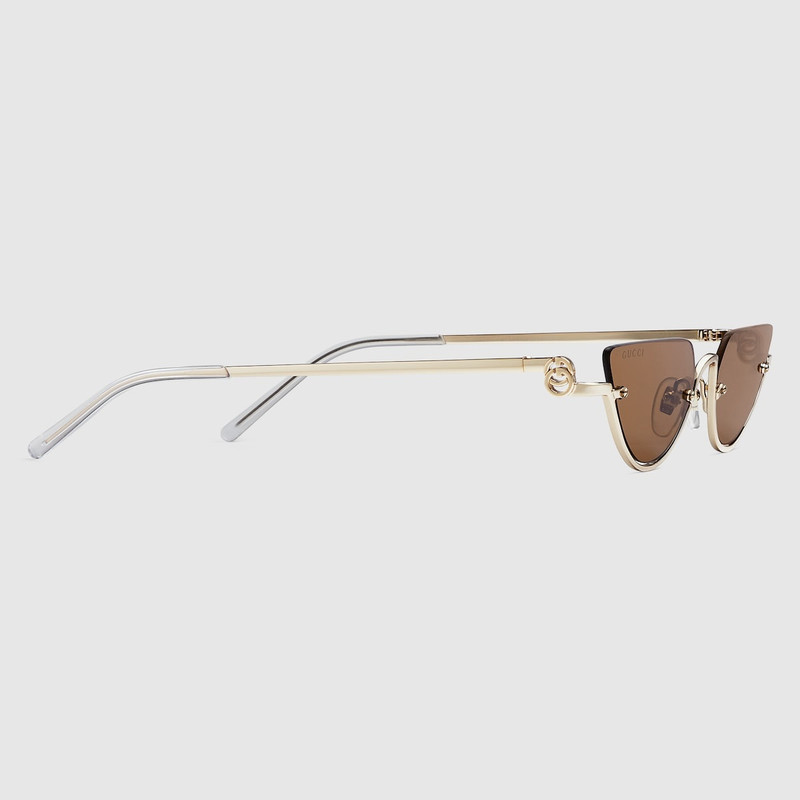 GUCCI Cat-eye frame sunglasses outlook