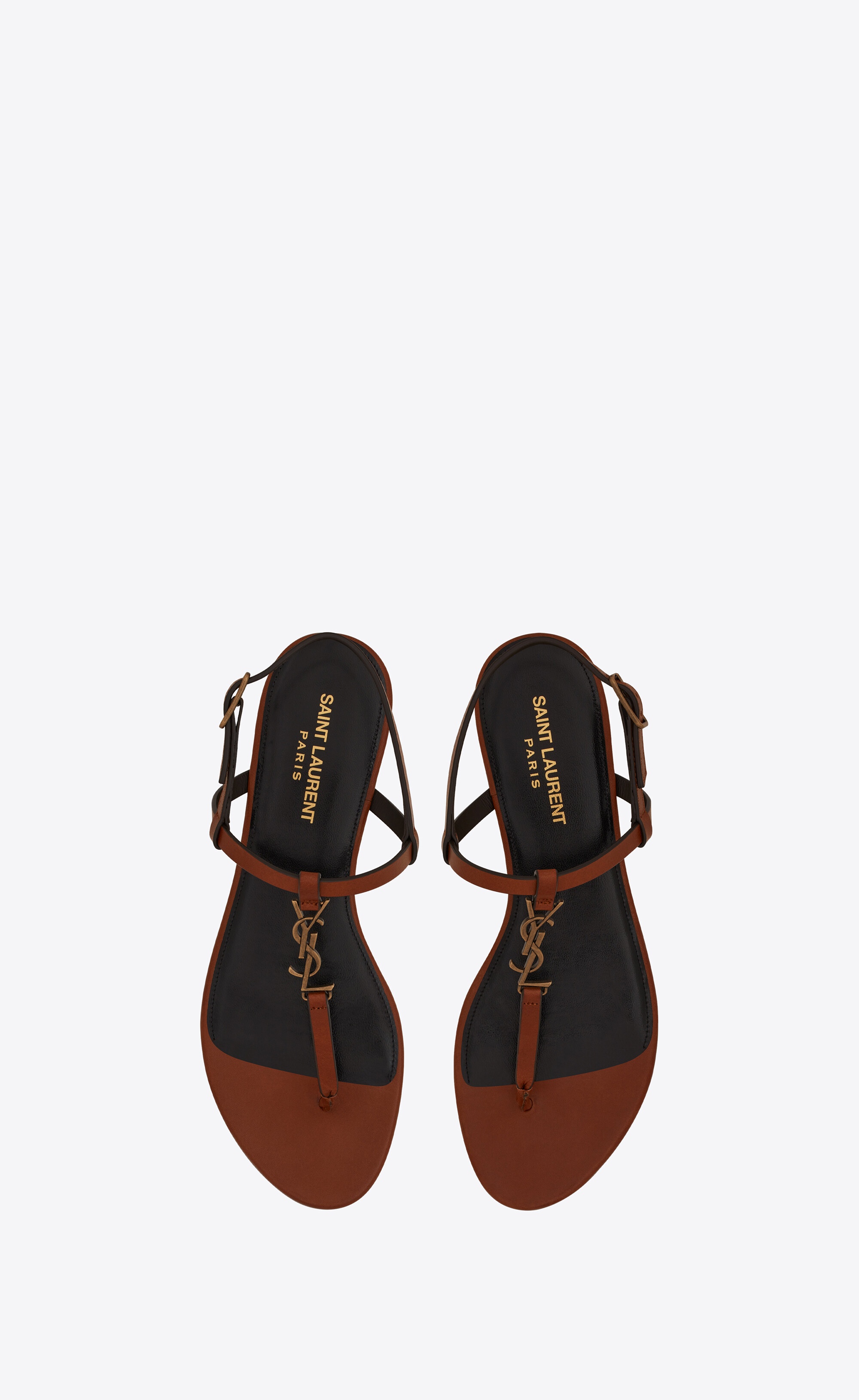 cassandra flat sandals in leather with gold-tone monogram - 2