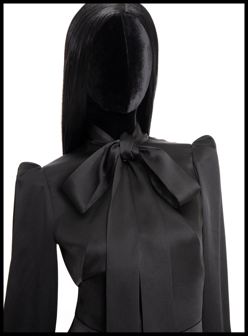 THE VAMPIRE’S WIFE THE TENSION DRESS outlook