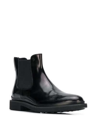 Tod's slip-on leather chelsea boots outlook