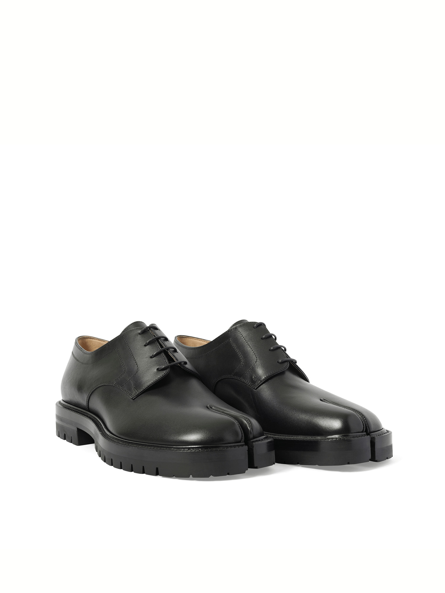 Tabi County Lace-Up in Black - 2