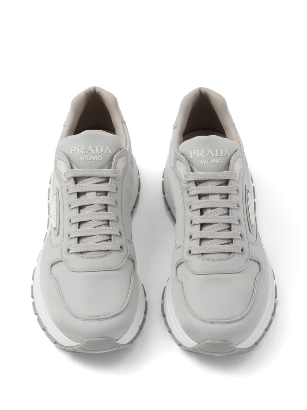 logo-plaque low-top sneakers - 3