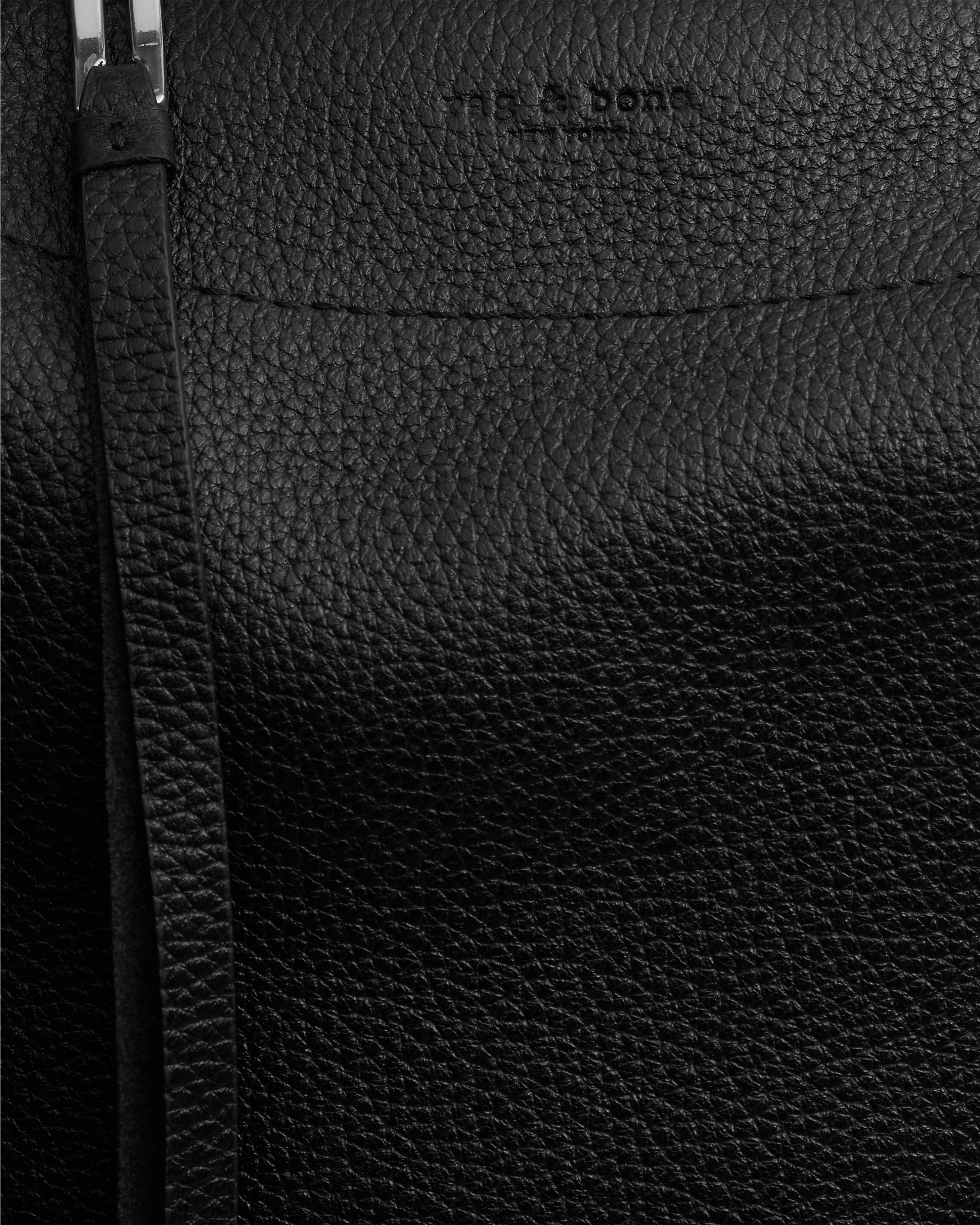 Belize Bucket Bag - Leather
Crossbody Bag - 5