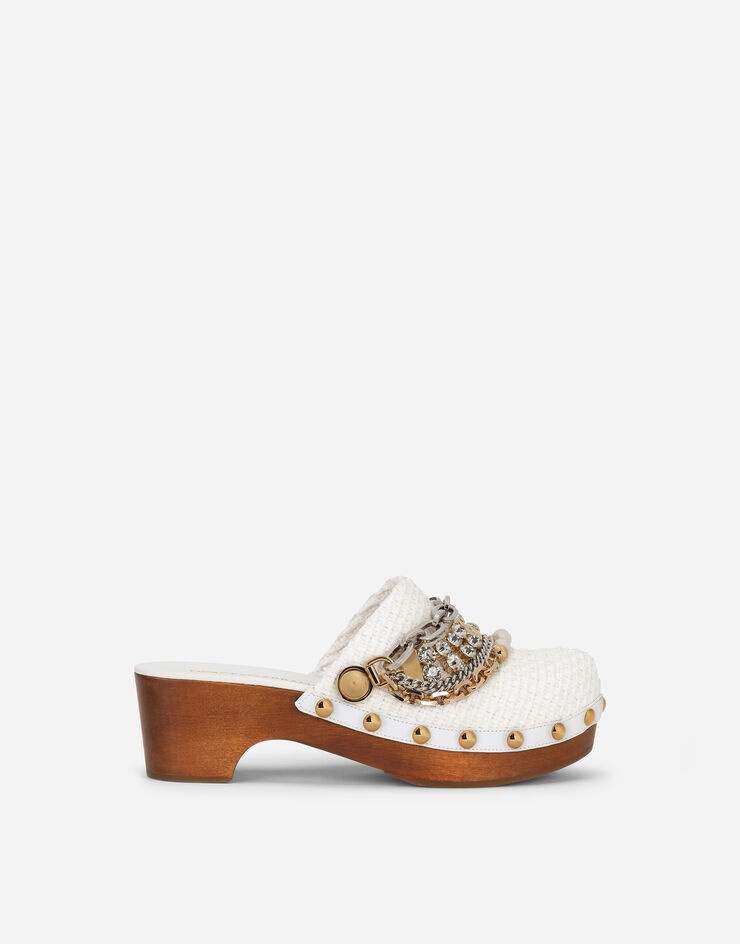 Raffia clogs with bejeweled chain - 1