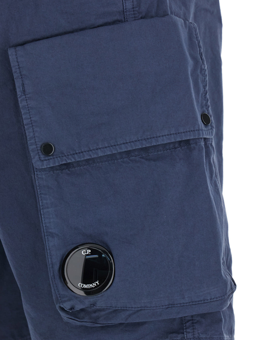 C.P. Company Men Blue Bermuda Pants With Belt Loops And Two Maxi Patch Pockets On The Side In Cotton - 3