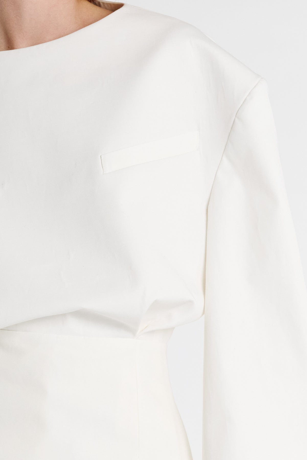 ROUND NECK TAILORED TOP WHITE - 5