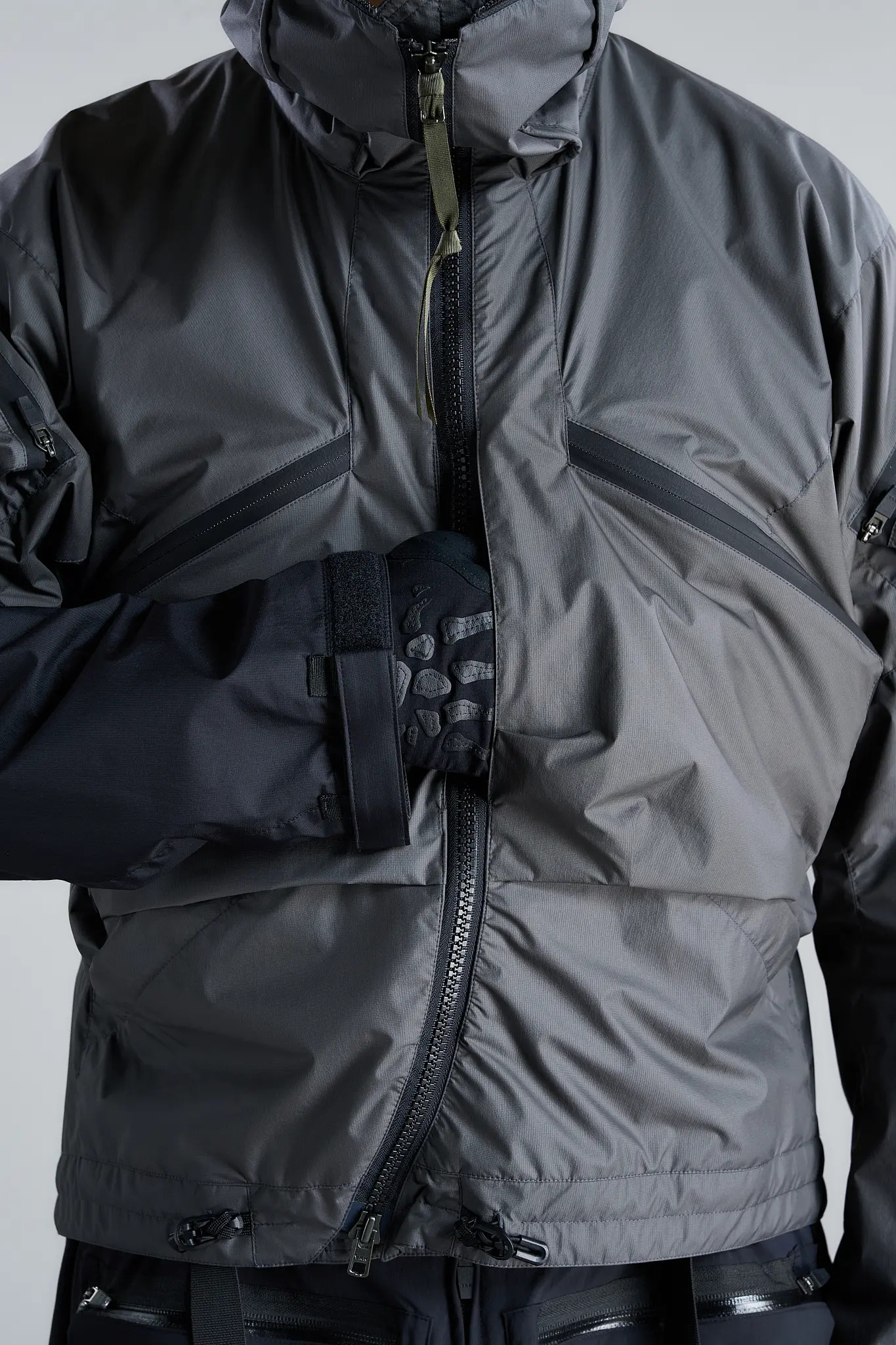 J104U-WS 2L Windstopper® Jacket Gray/Black - 25
