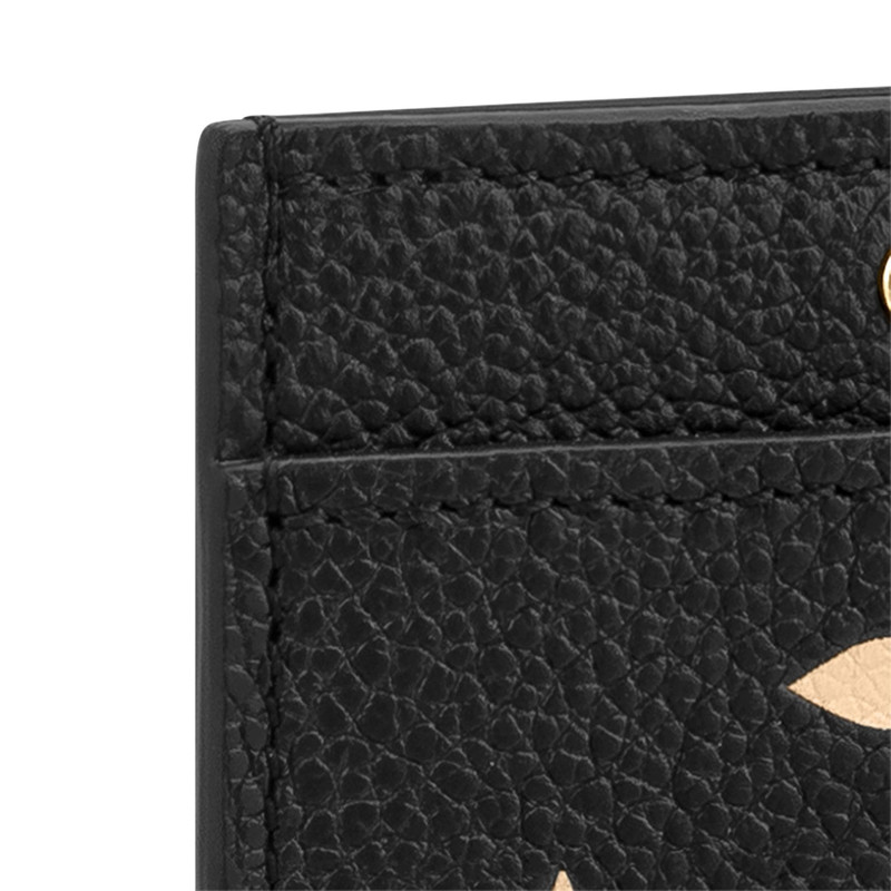 Louis Vuitton Card Holder outlook