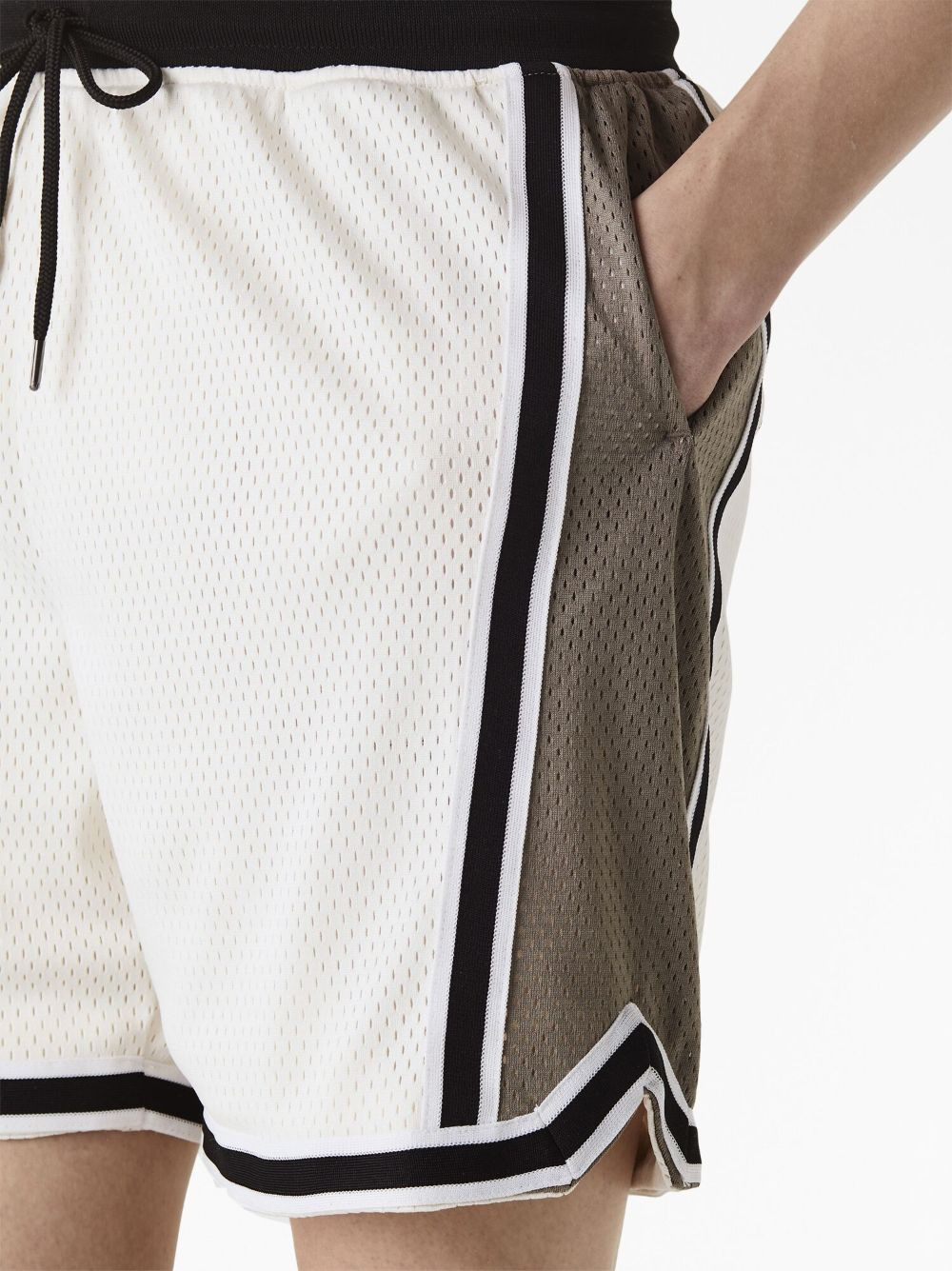 drawstring-waist stripe-trim shortd - 4
