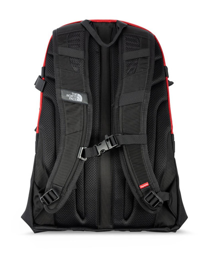 Supreme x The North Face S logo backpack outlook