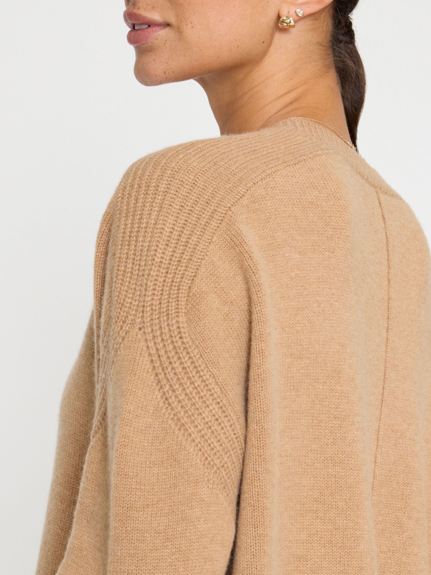 The James Vee Sweater - 6