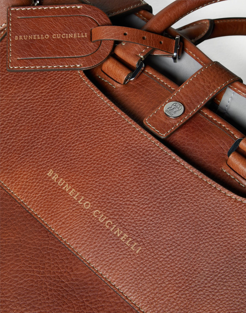 Grained calfskin suit carrier 3