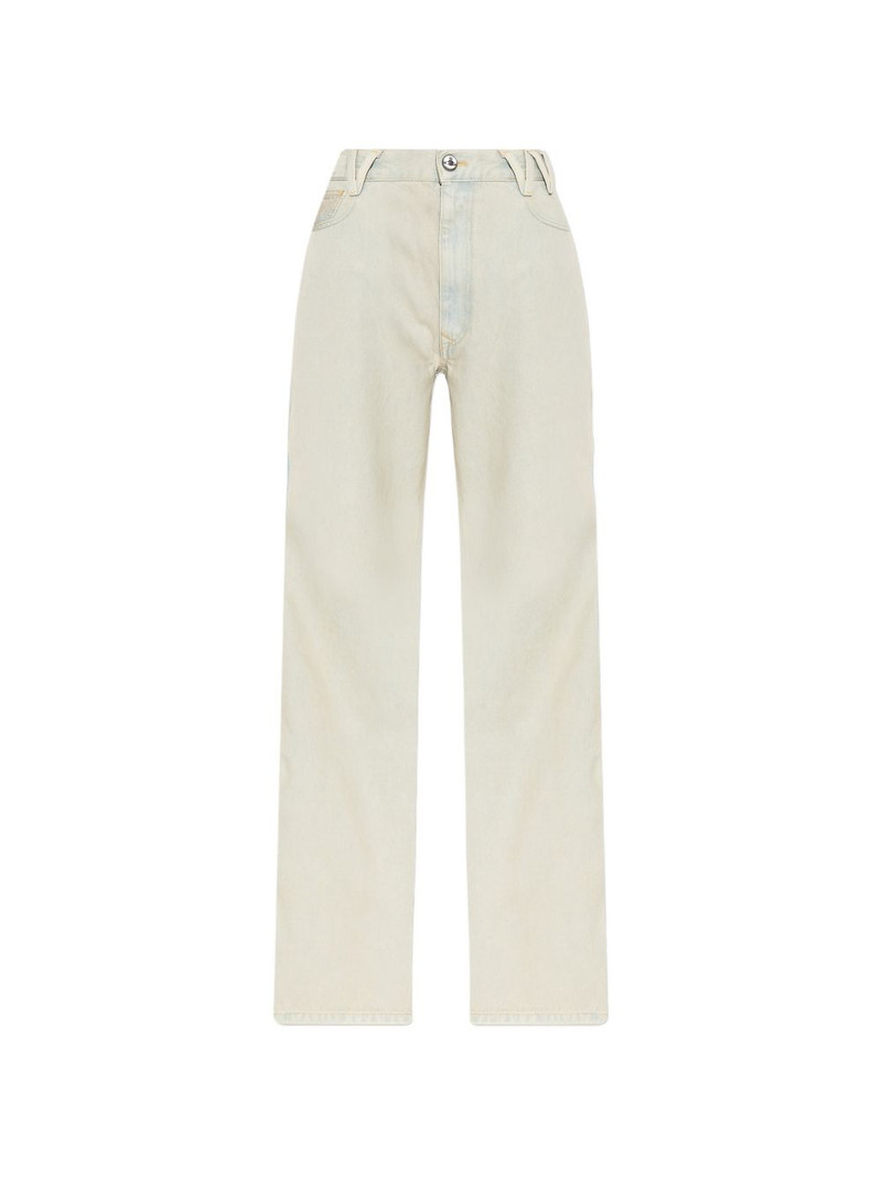 belt-loop butooned jeans 1