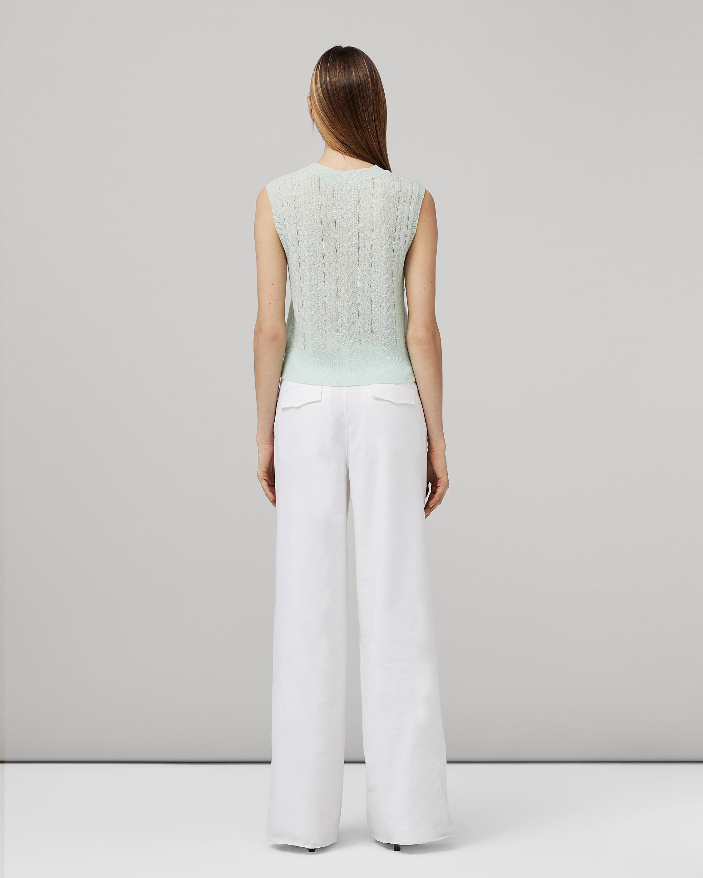 Kyle Cable Wool Vest
Slim Fit Top - 5