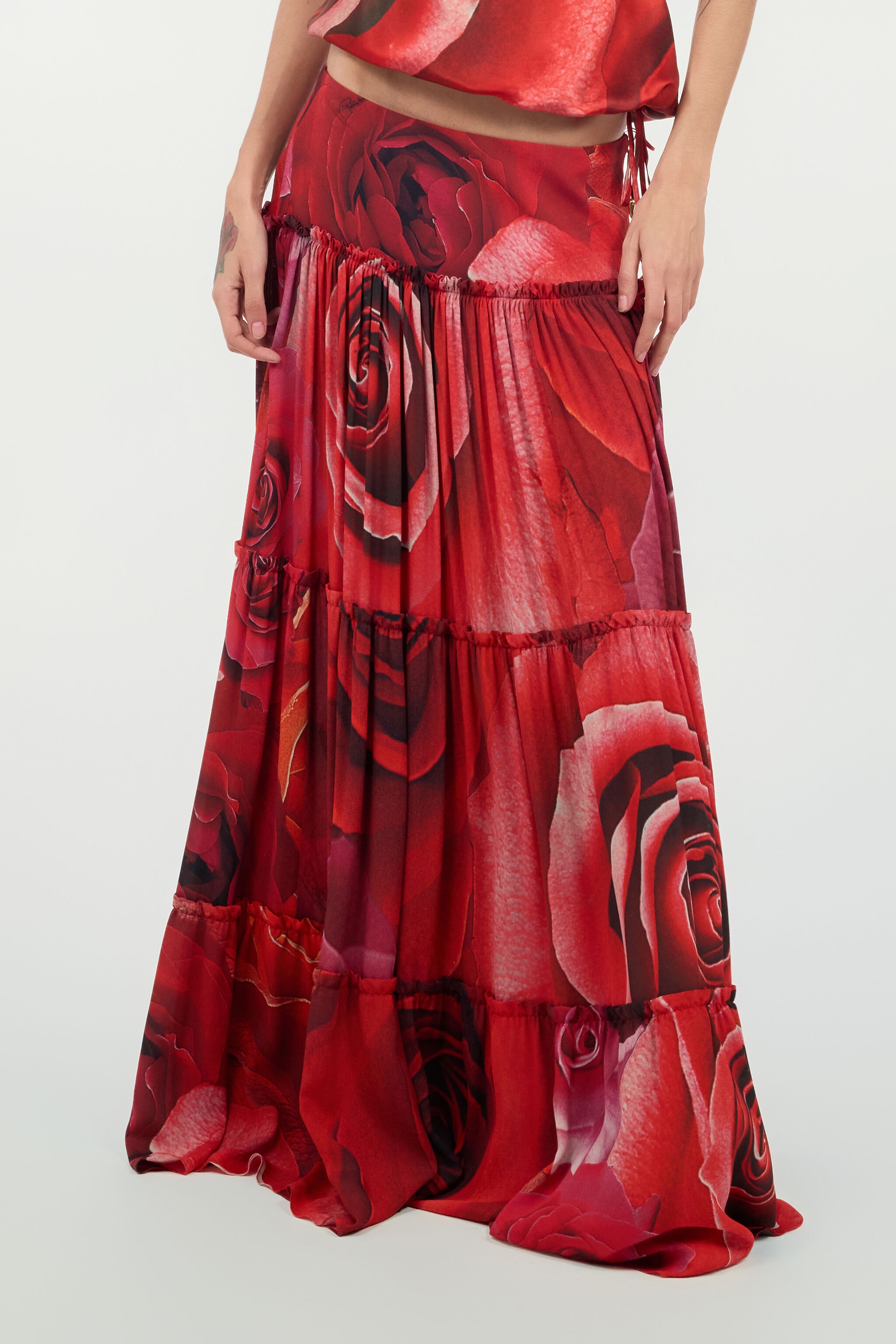 Extra-Long Skirt With Garden Rose Print - 3