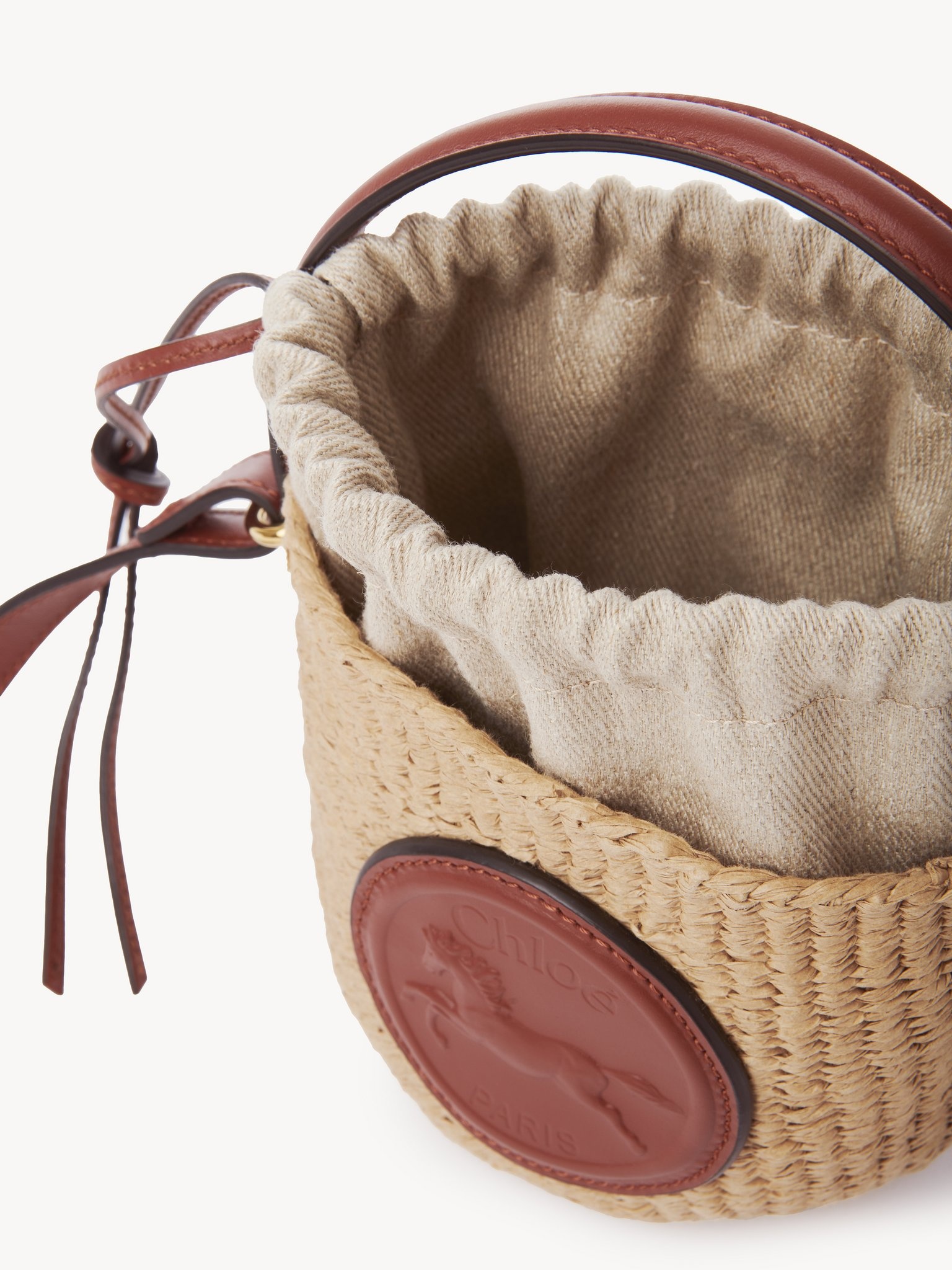 MINI HORSE MEDAL BASKET IN NATURAL FIBERS - 5