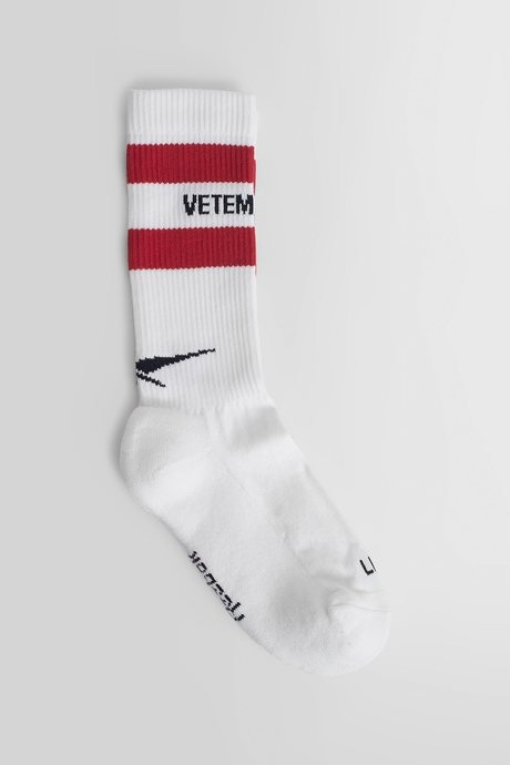 Vetements women's white iconic logo socks - 1