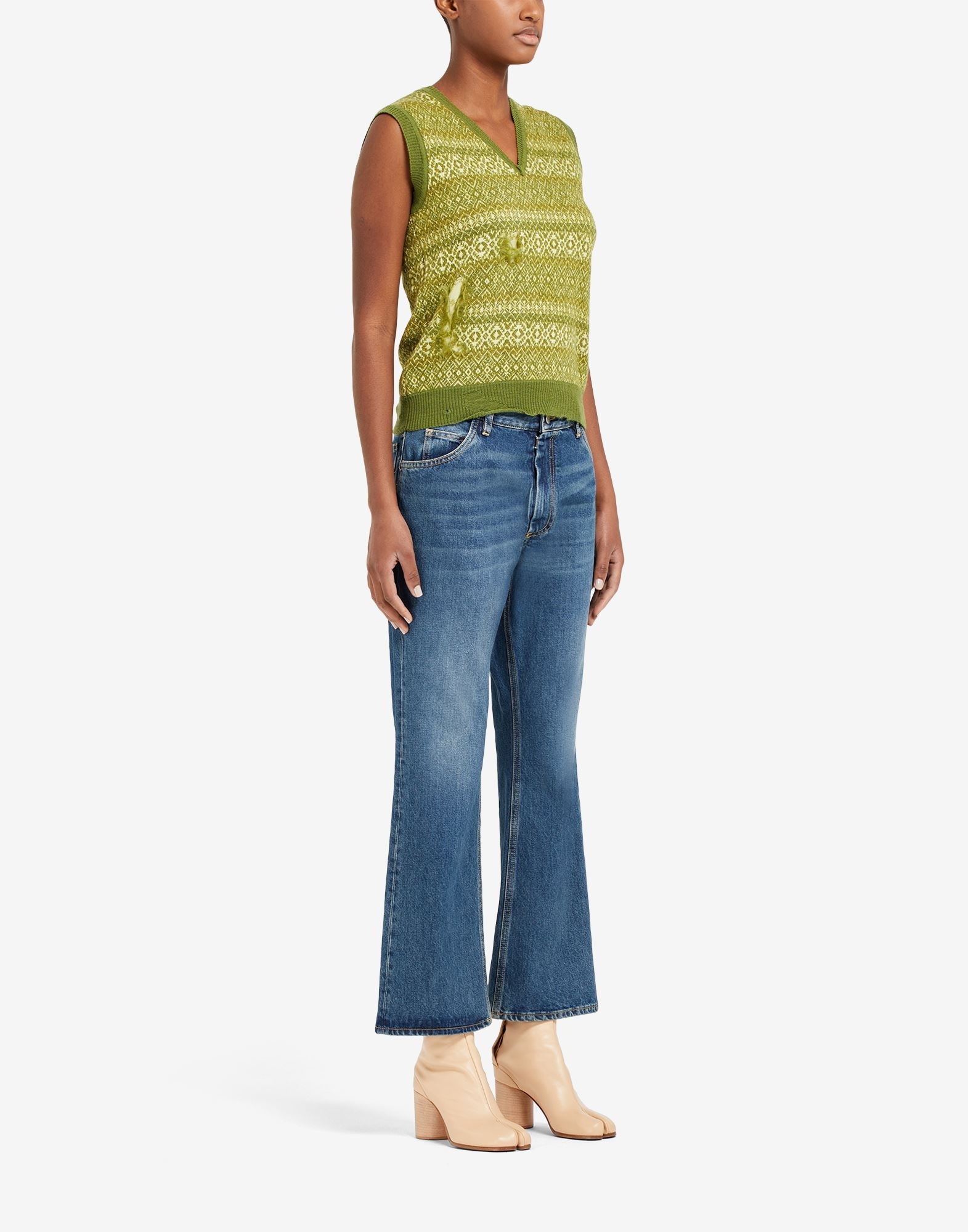 Sleeveless V-neck jumper - 3