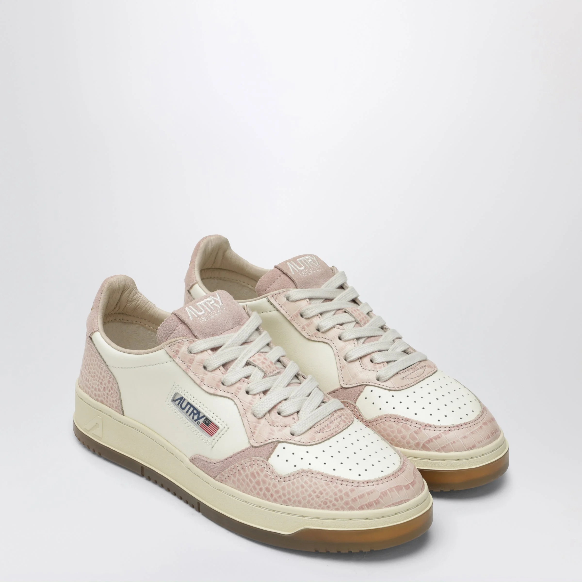 Medalist Low sneakers in white/pink with crocodile-effect inserts - 1