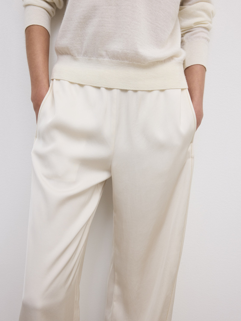 Relaxed Trousers 2