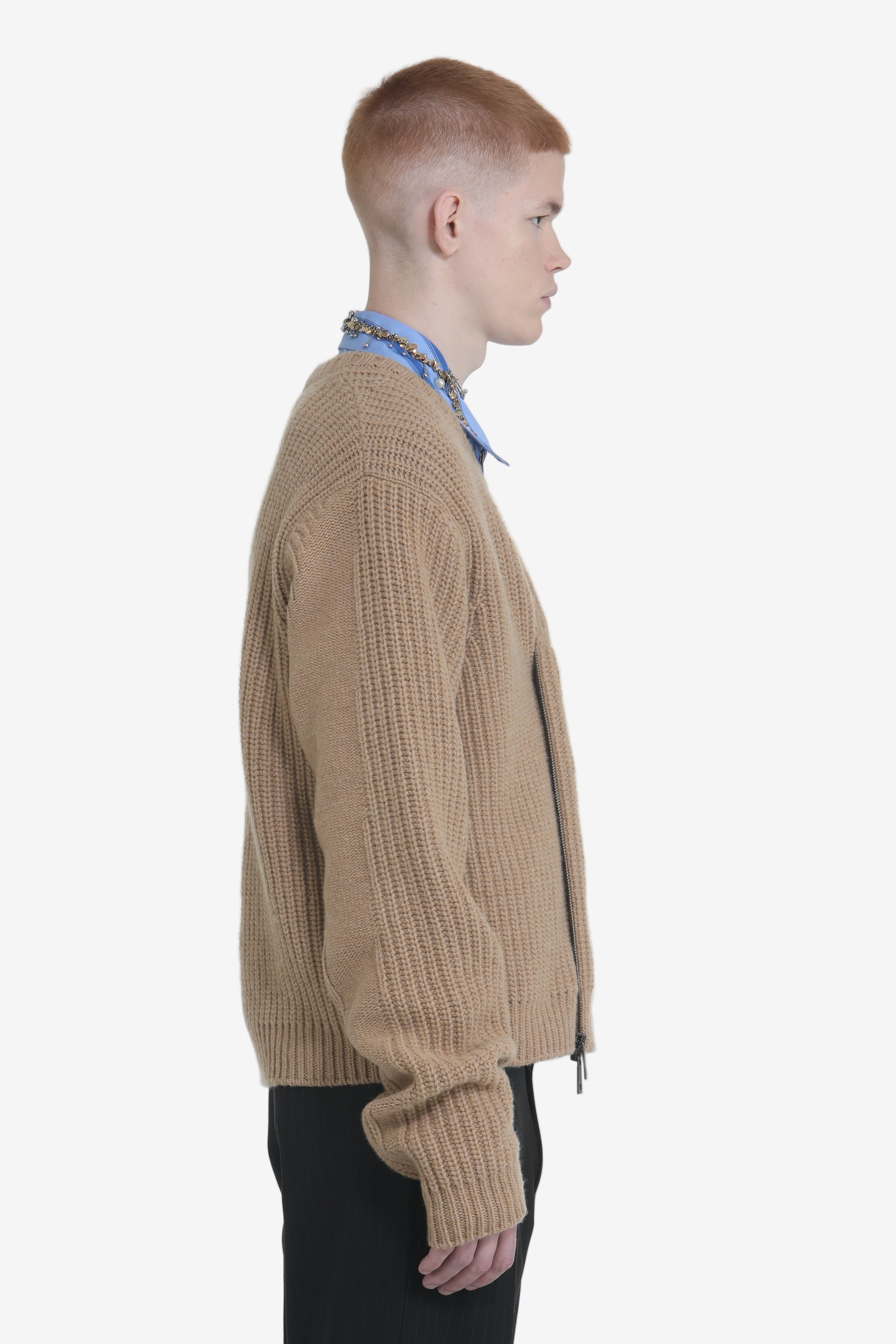 V-NECK SWEATER WITH BUTTONS AND ZIP - 4