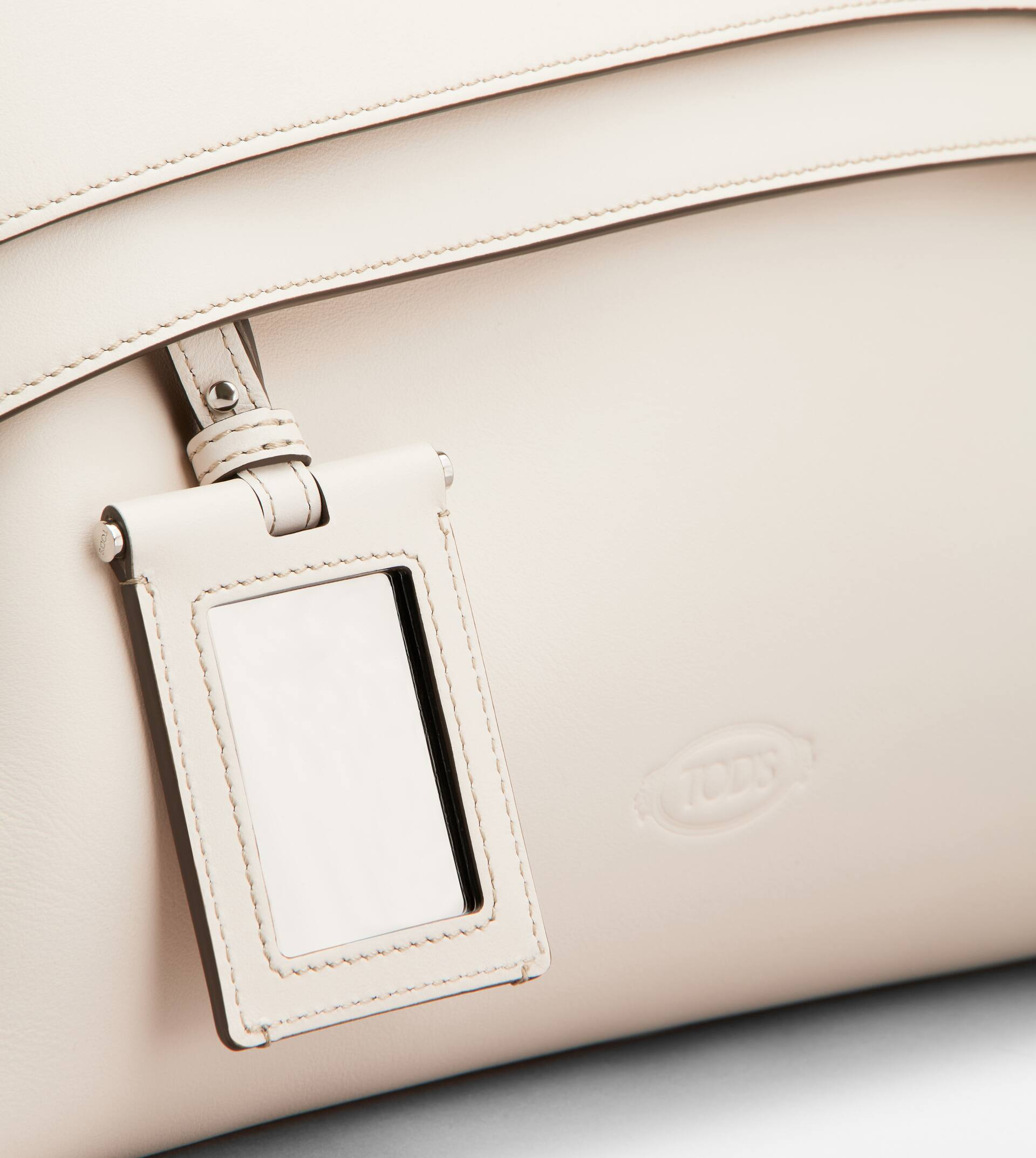 TOD'S WAVE BAG IN LEATHER SMALL - WHITE - 6