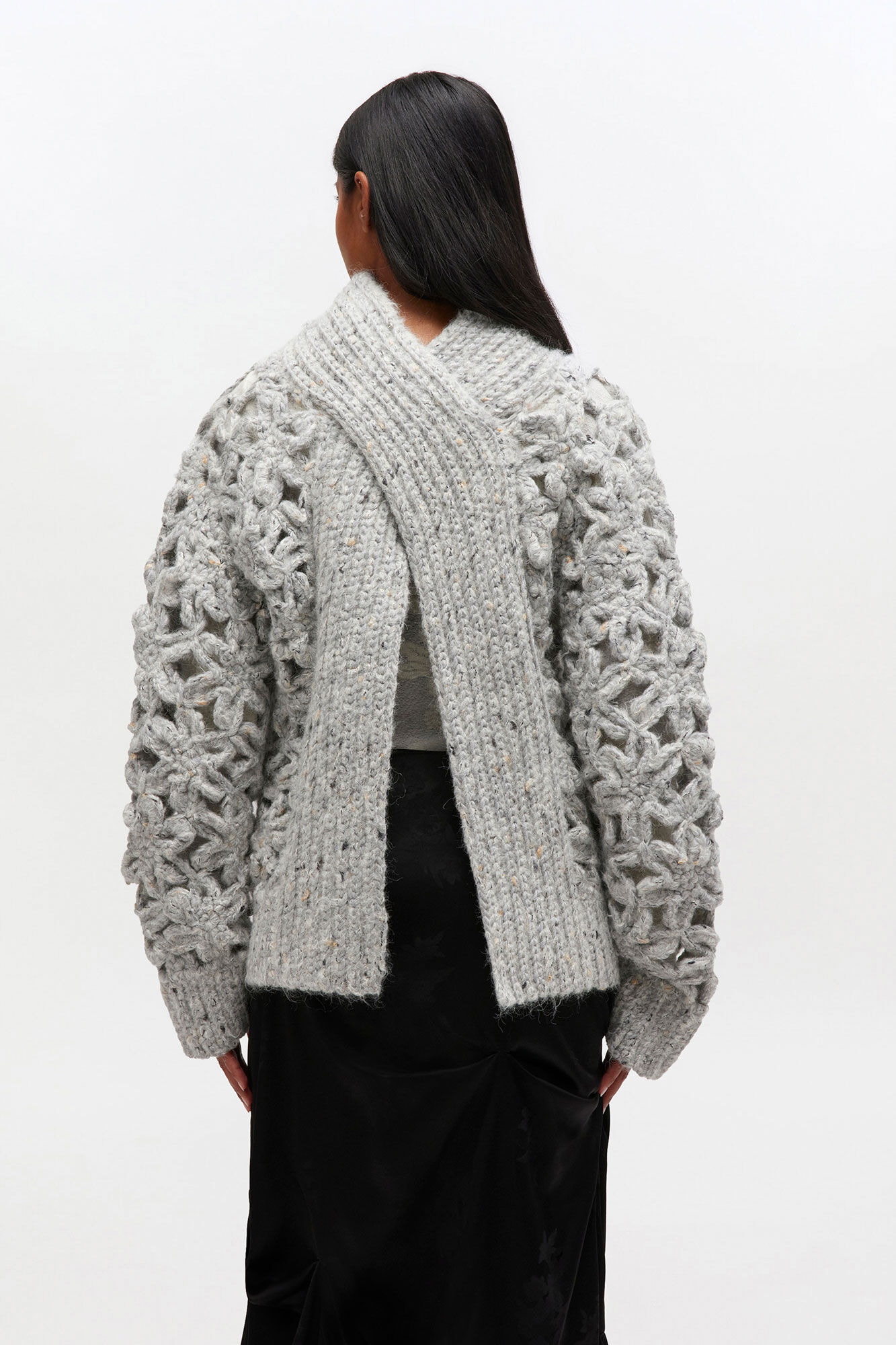 GREY FLOWER CROCHET SWEATER - 4