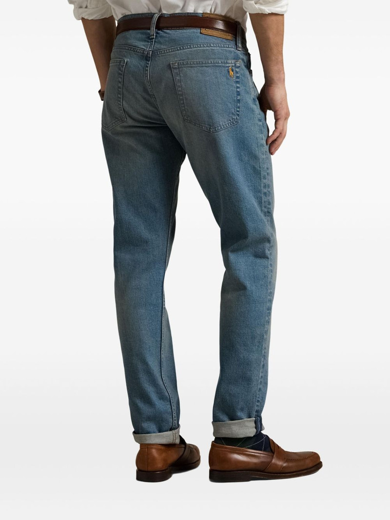 straight-leg jeans 4