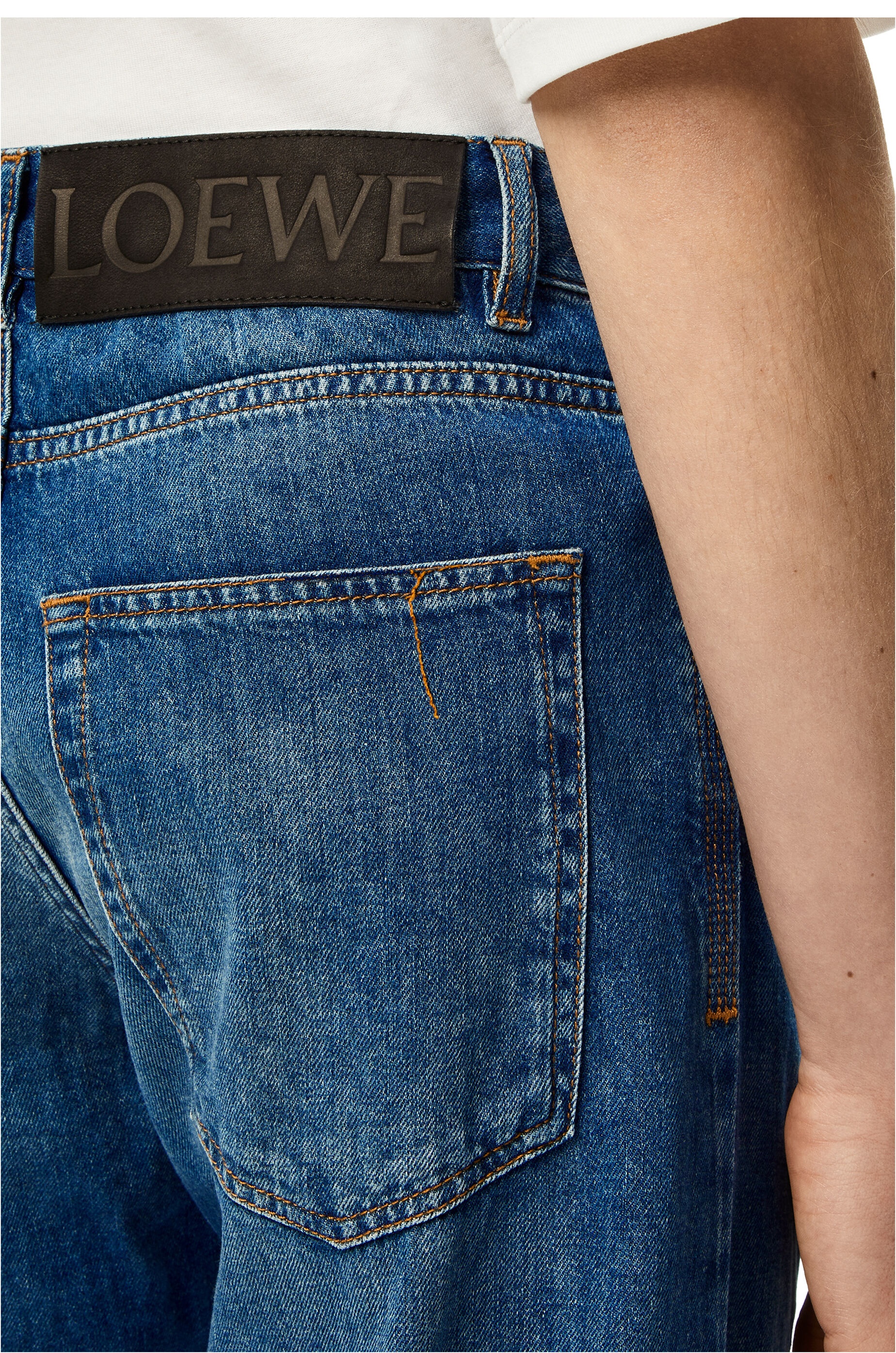 Jeans in washed denim - 5