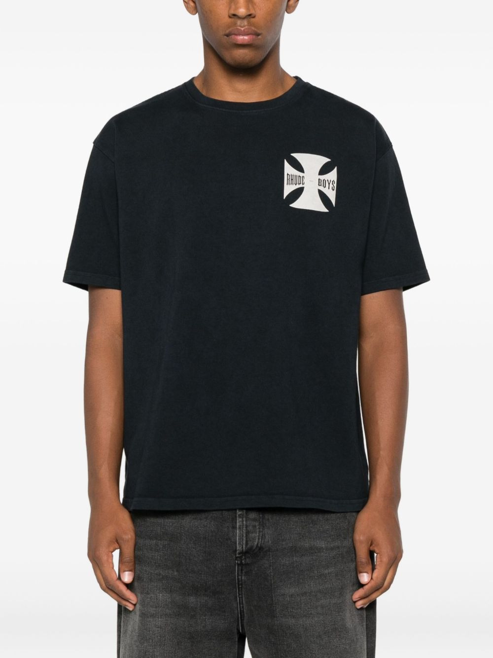 cross-embellished T-shirt - 3