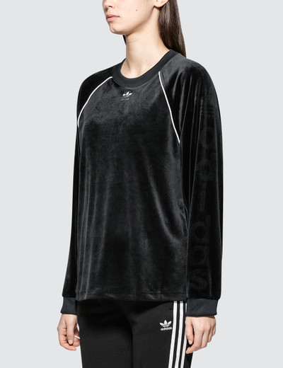 adidas Originals SWEATER outlook