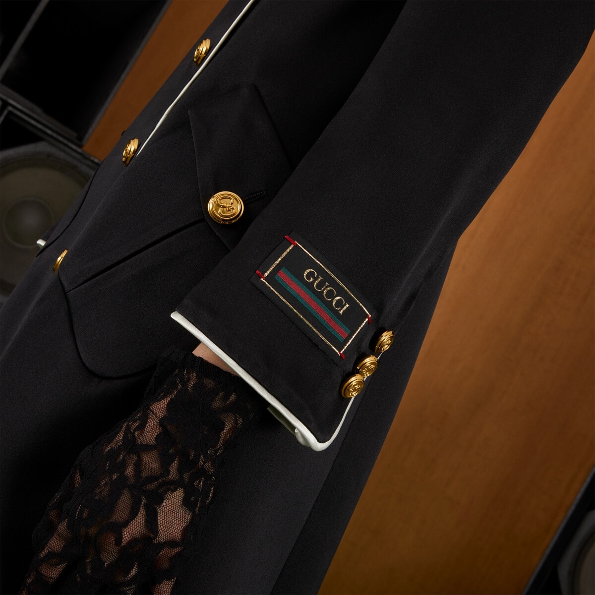 Silk duchesse coat - 4