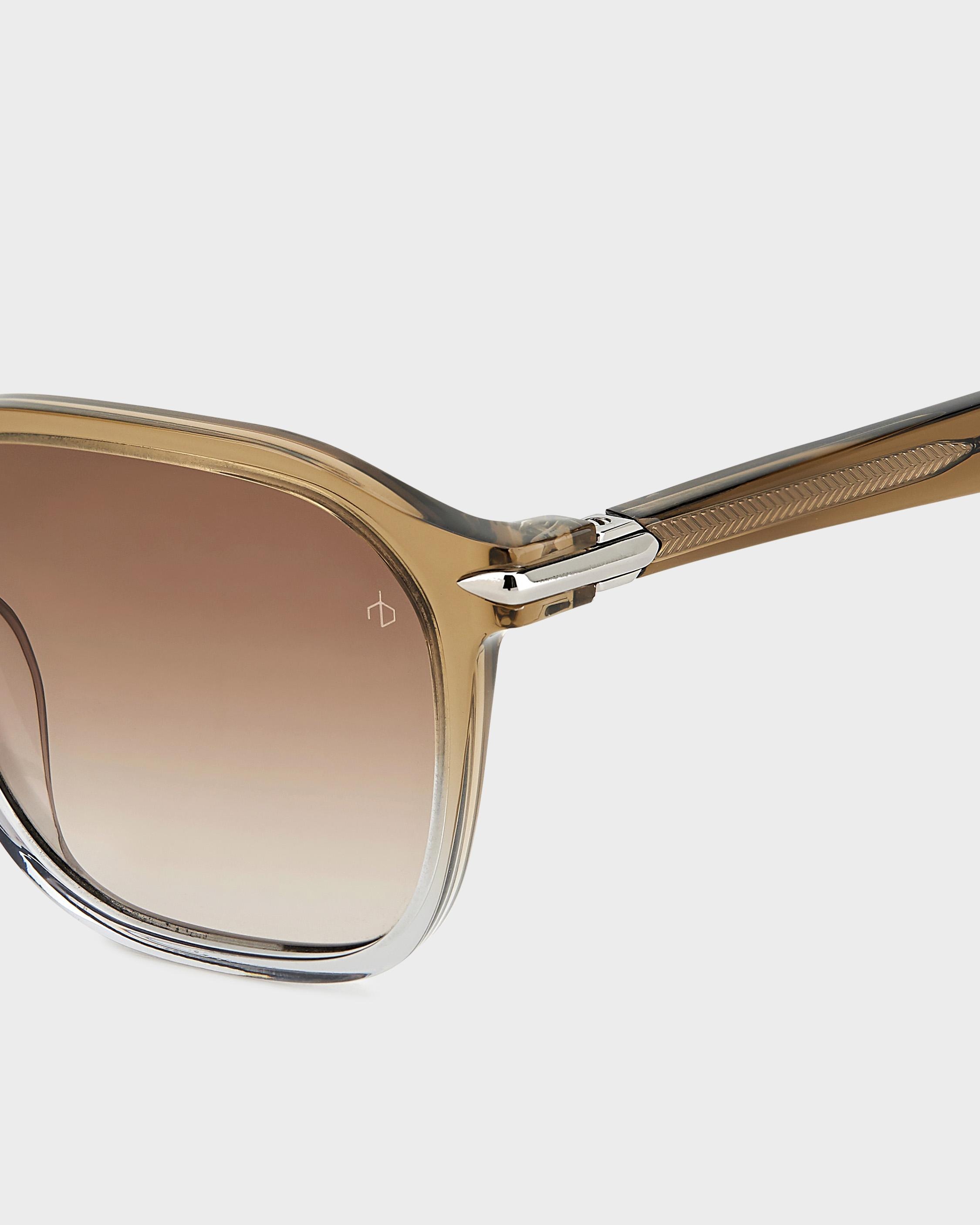 Parker
Square Sunglasses - 3