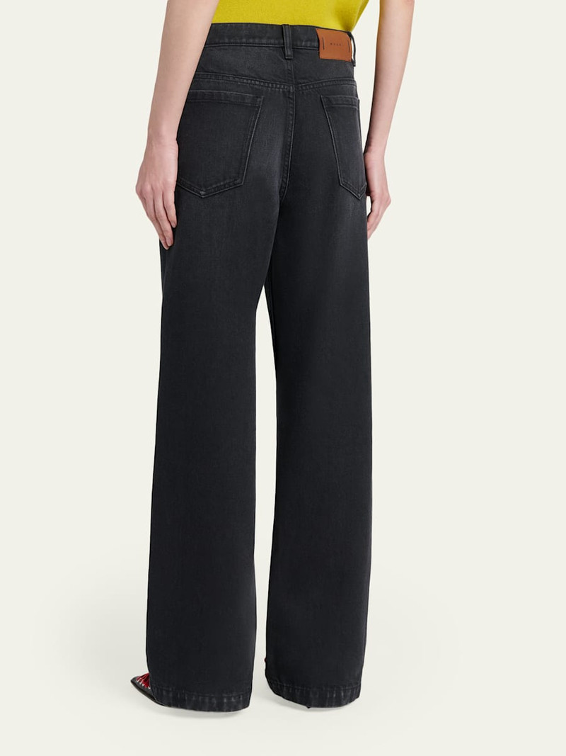 Straight-Leg Jeans 3