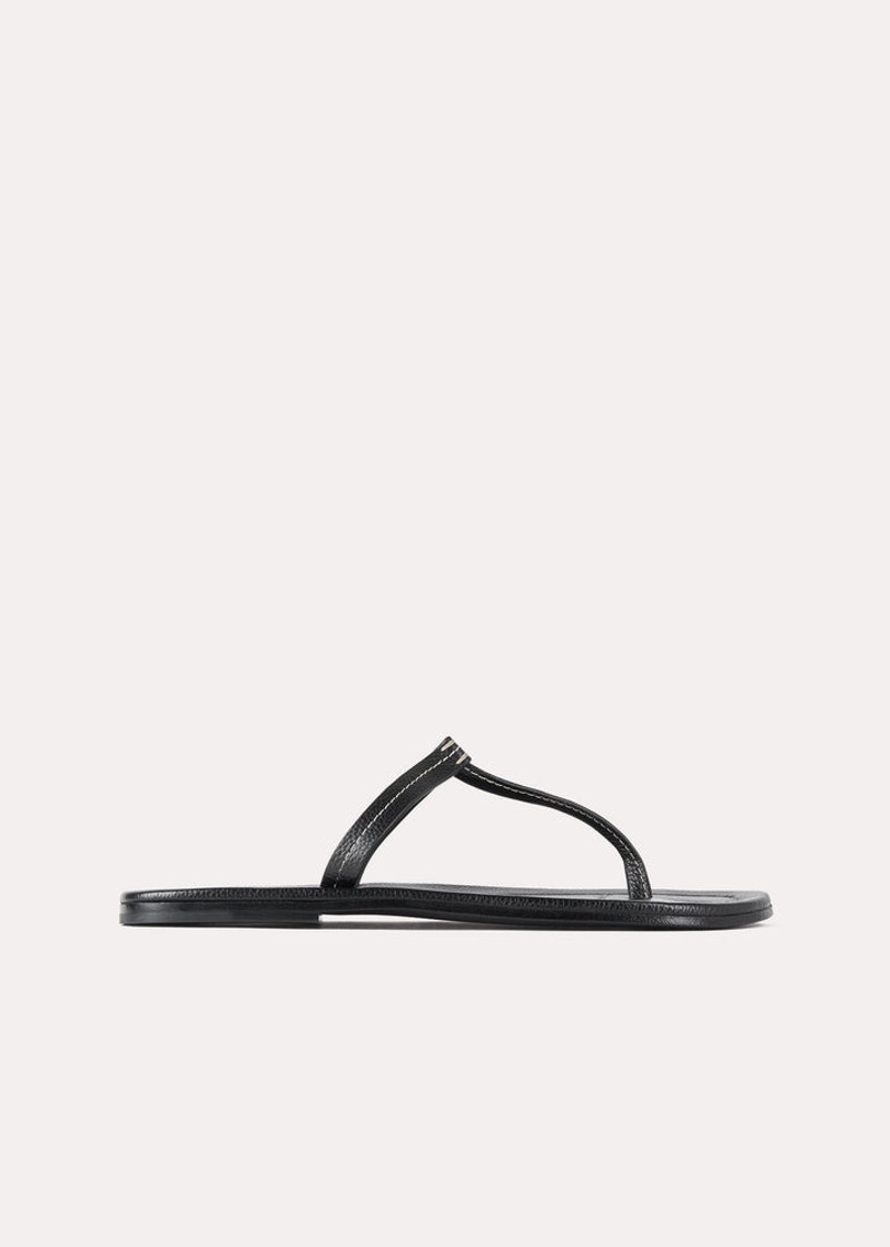 The t-strap sandal black grain 1