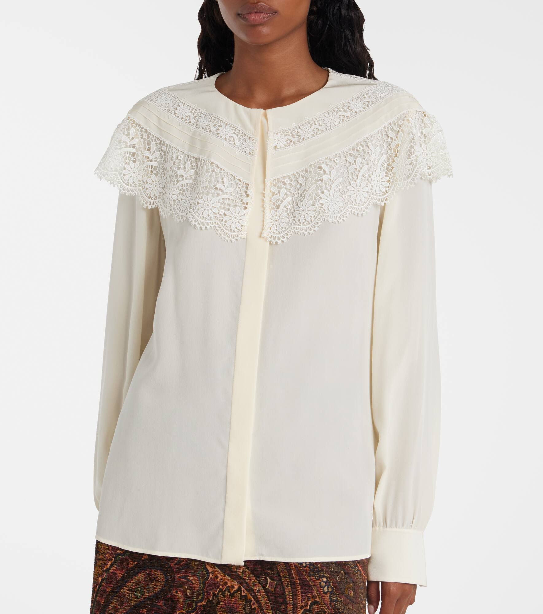 Lace-trimmed silk crêpe de chine blouse - 6