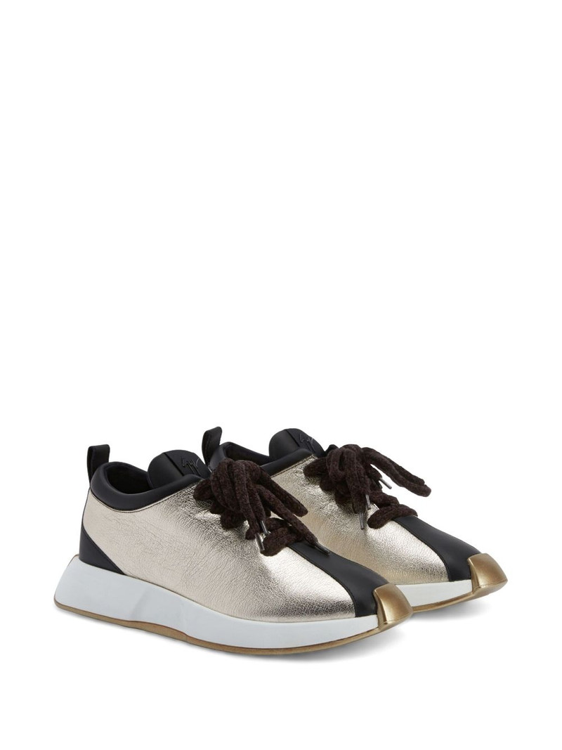 Giuseppe Zanotti Ferox sneakers outlook