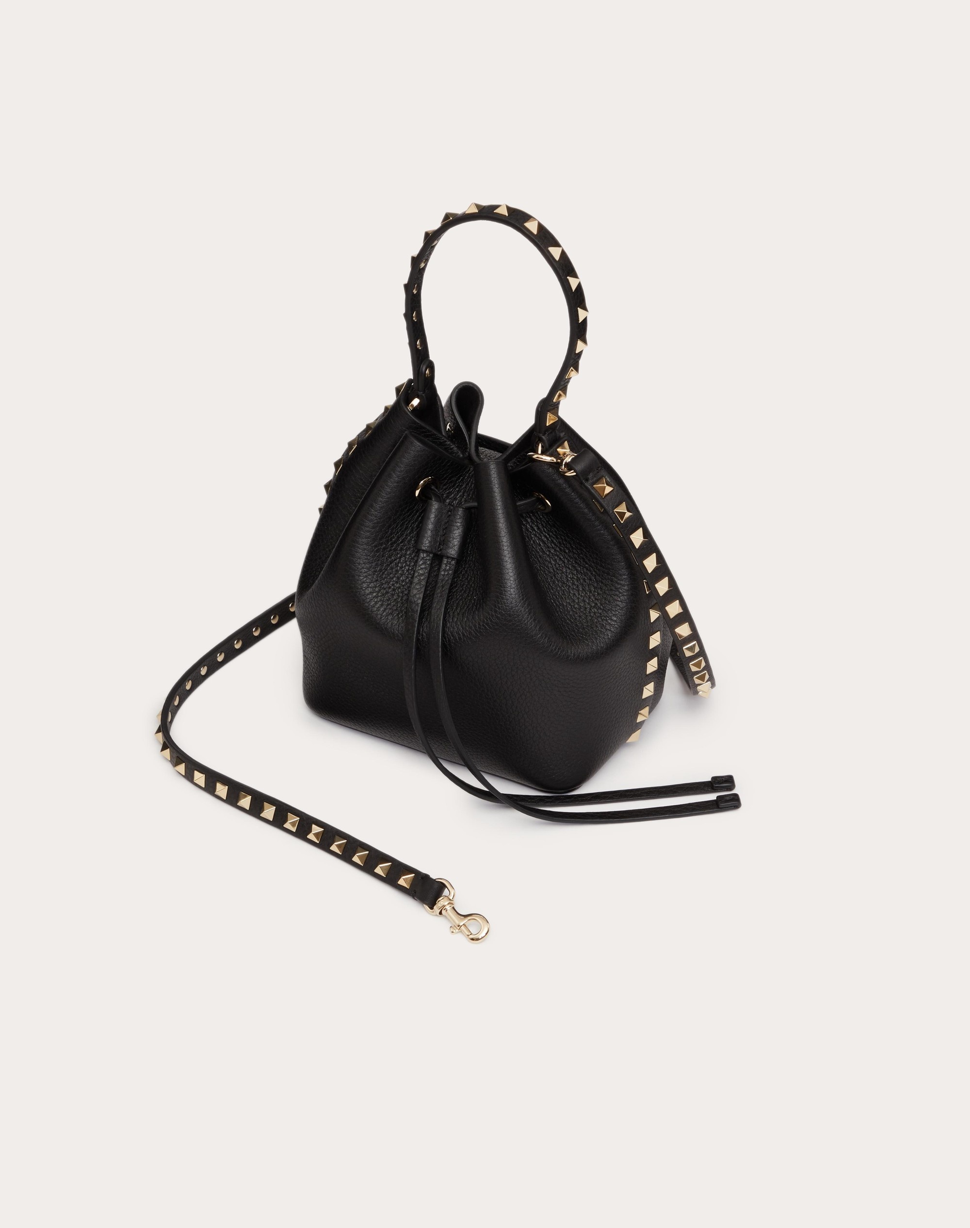 ROCKSTUD GRAINY CALFSKIN BUCKET BAG - 6