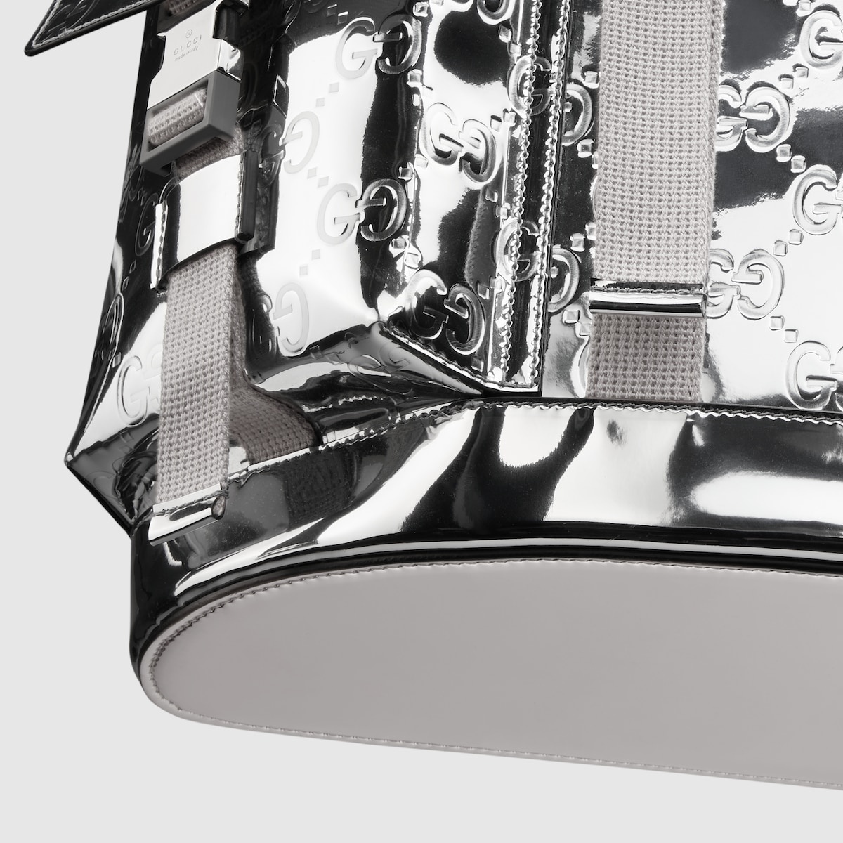 Large mirror-effect GG backpack - 8