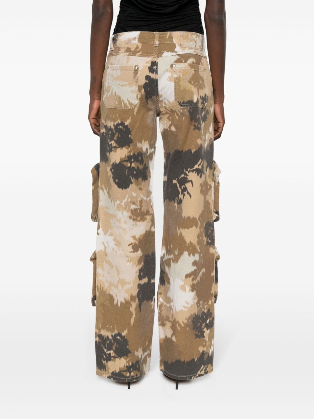 ChinÃ© camouflage-print cargo jeans - 4