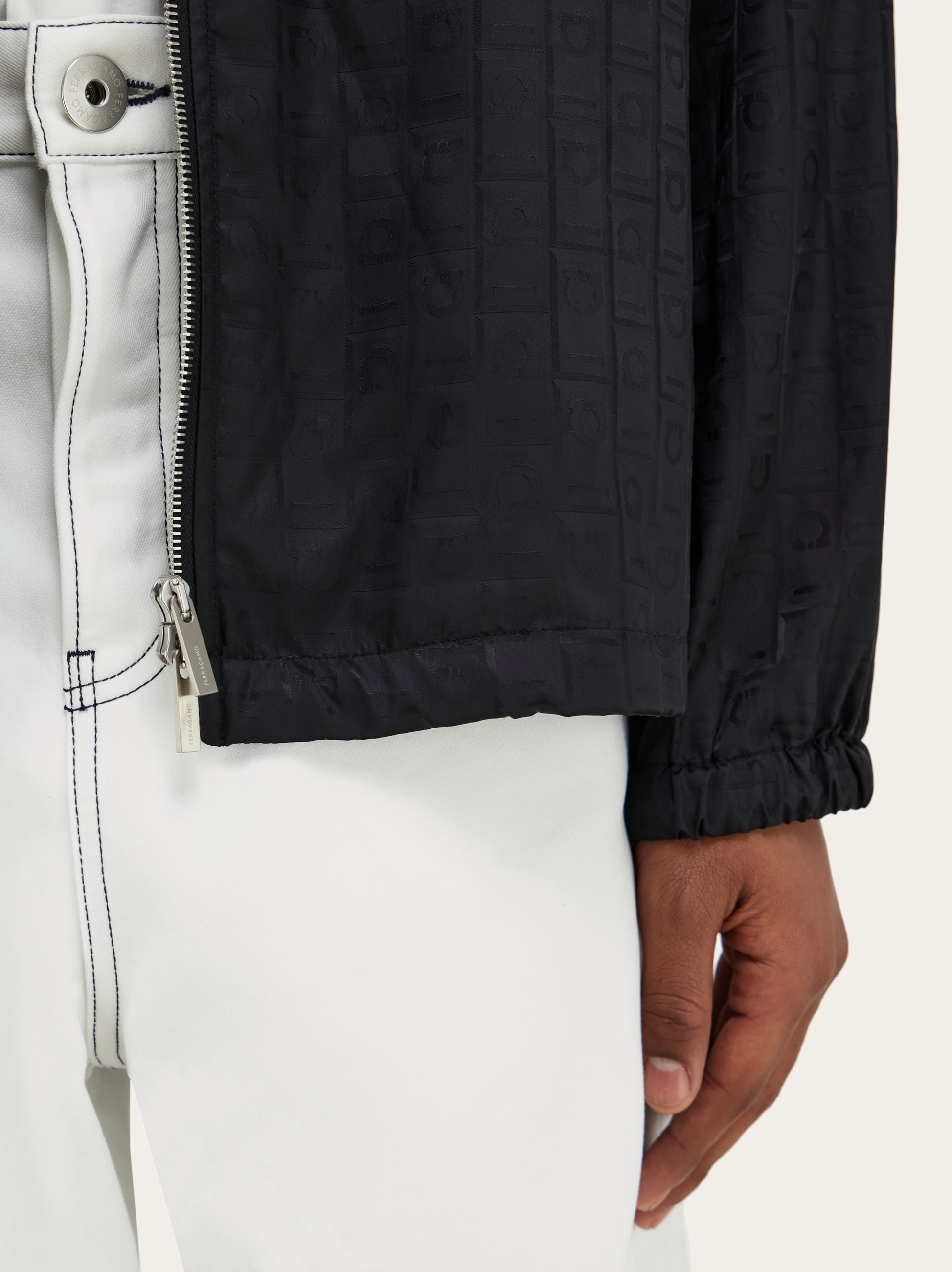 Short raincoat - 6