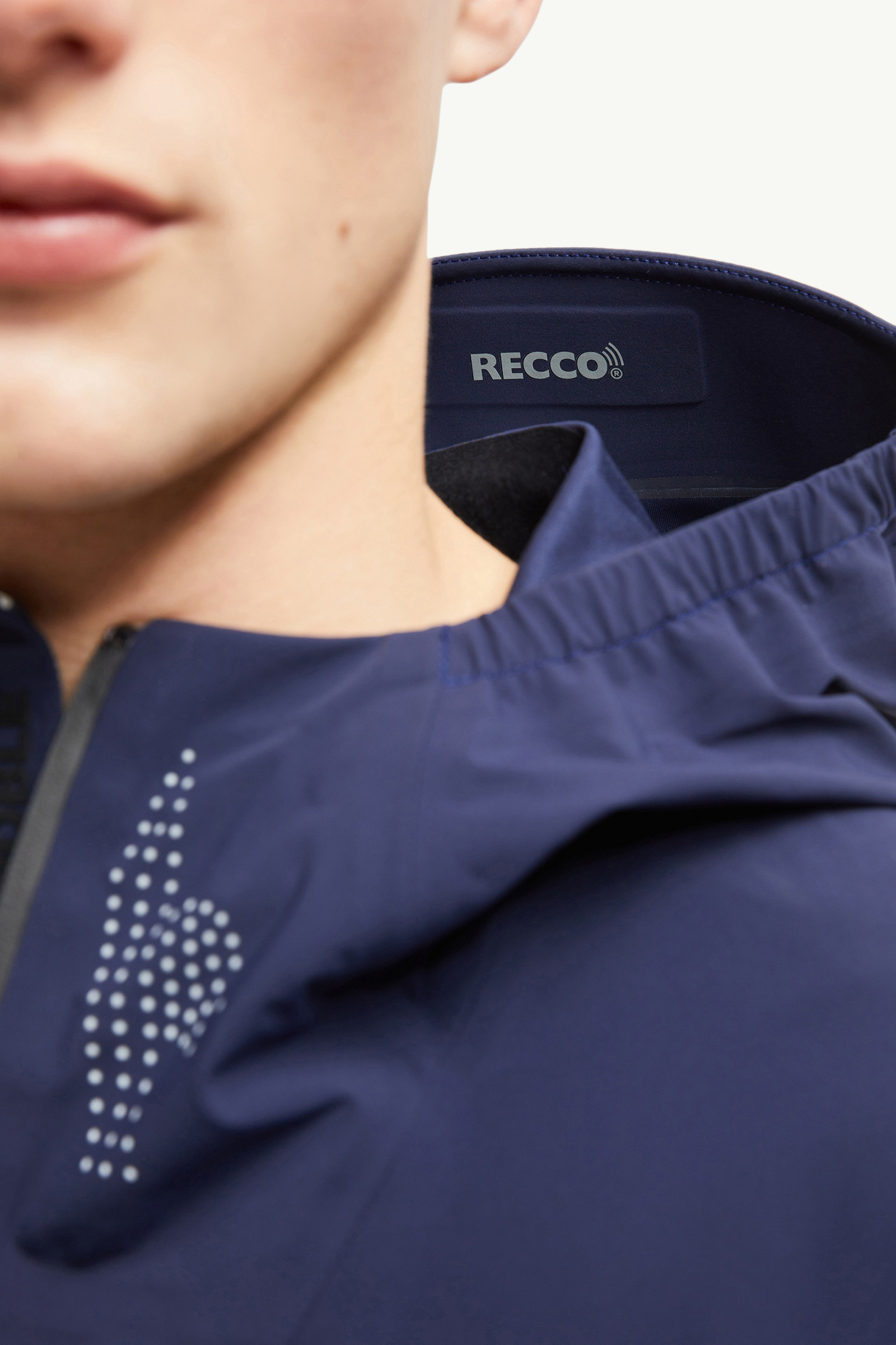 Orden Hooded Shell Jacket - 8